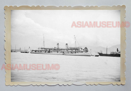 VICTORIA HARBOR SHIP FERRY AMERICA FLAG B&W VINTAGE Hong Kong Photo 18268 香港旧照片