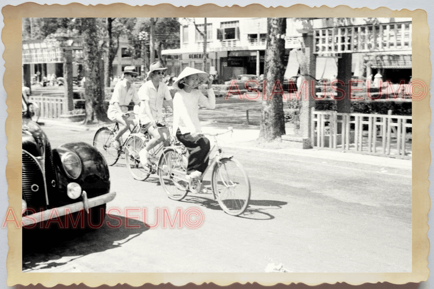 40s WW2 Vietnam HO CHI MINH LADY GIRL BICYCLE CAR STREET OLD Vintage Photo 27592