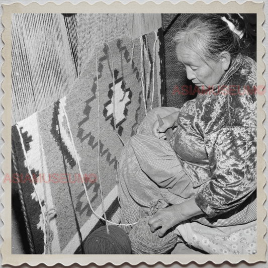 50s NAVAJOLAND NAVAJO ARIZONA NEW MEXICO WINDOW ROCK WOMEN OLD USA Photo 7892