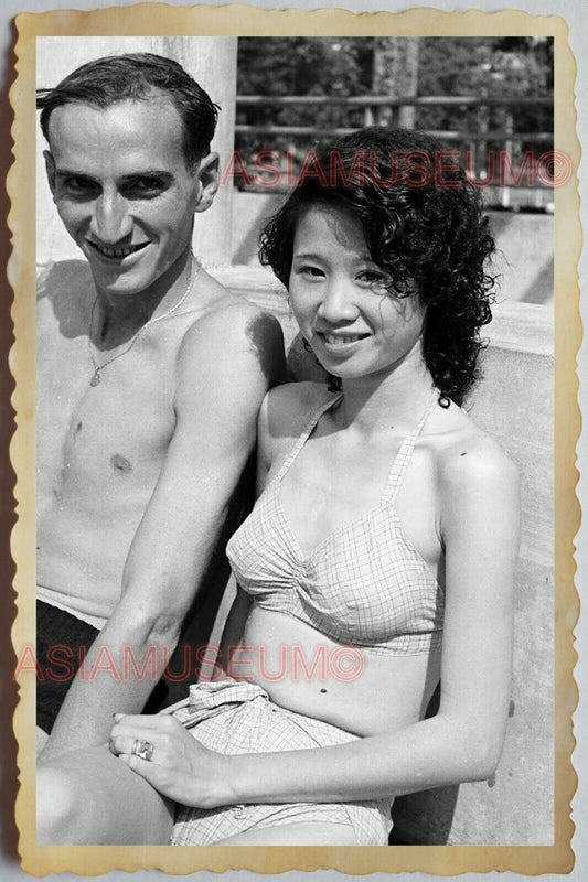 50s Vietnam SAIGON FRENCH USA MAN WOMEN SWIMSUIT TOPLESS WAR Vintage Photo #1153