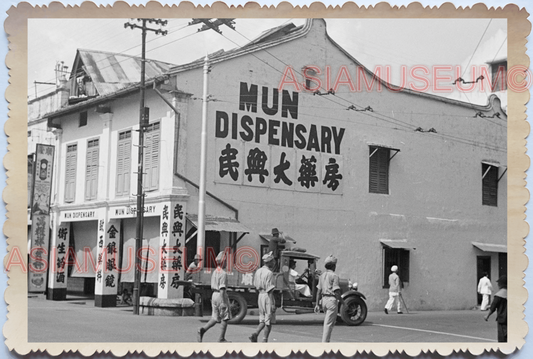 1940s WW2 Truck Street Scene Army Soldier Military Vintage Singapore Photo 17529