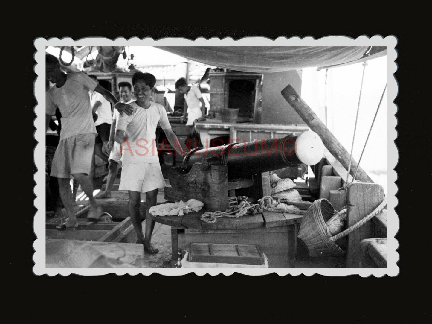 40s BRITISH ARMY WAR SHIP CANNON BOAT LABOR VINTAGE Hong Kong Photo 香港老相片 #1566