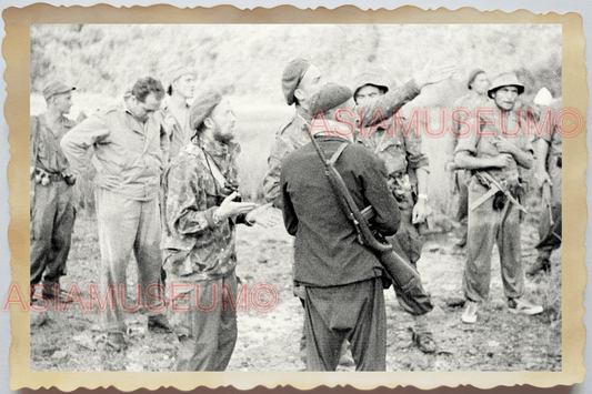 40s WW2 Vietnam HANOI VIET MINH FRANCE BATTLE GUN  ARMY OLD Vintage Photo 24493