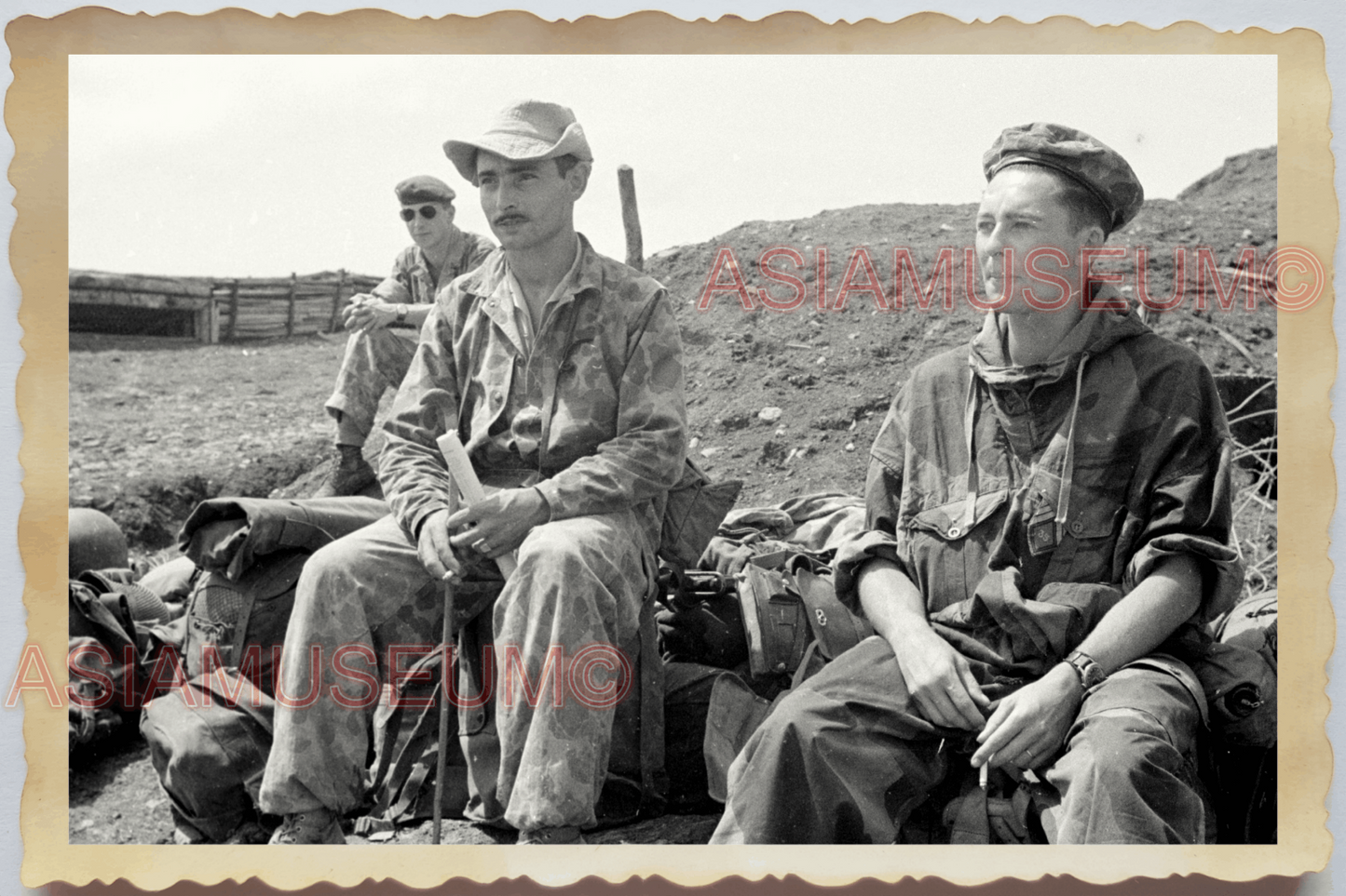 40s WW2 Vietnam FRENCH ARMY RANGER CIGARETTE SMOKING RIFLE Vintage Photo 27542