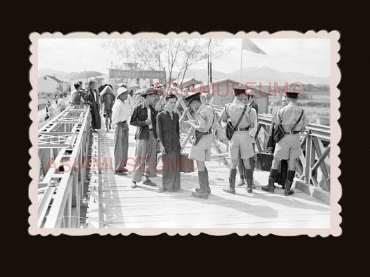 50s Police Lo Wu immigration Mainland China Old Hong Kong Photograph 香港旧照片 #3103