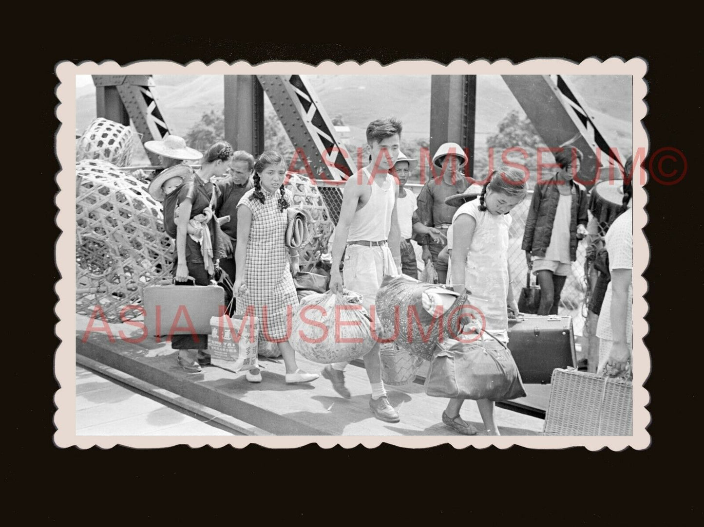 1940's Sham Chun River WW2 refugee China Man Vintage Hong Kong Photo 香港旧照片 #2413