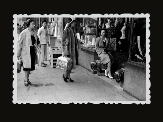 1950s Vintage Hong Kong Photo B&W Antique Shop British Colony Shopping Women 523