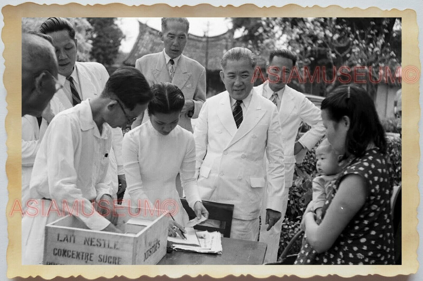 50s Vietnam Saigon Ho Chi Minh Village Baby Women Voting Lady Vintage Photo 841