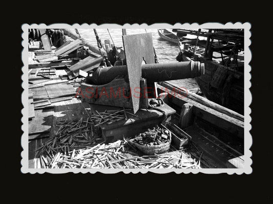 1940s CANNON GUN BOAT SHIP JUNK CHINA SAIL HARBOR Vintage Hong Kong Photo #1585