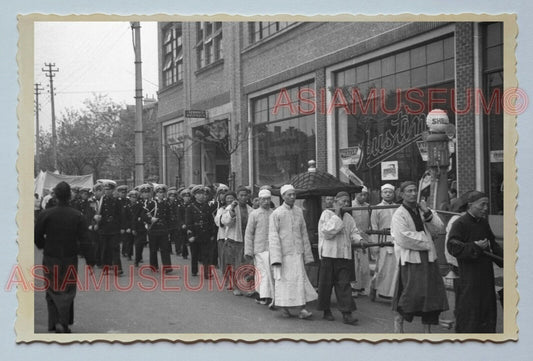 1940s STREET PARADE POLICE OFFICER Vintage China Shanghai Photo #151 中国上海老照片