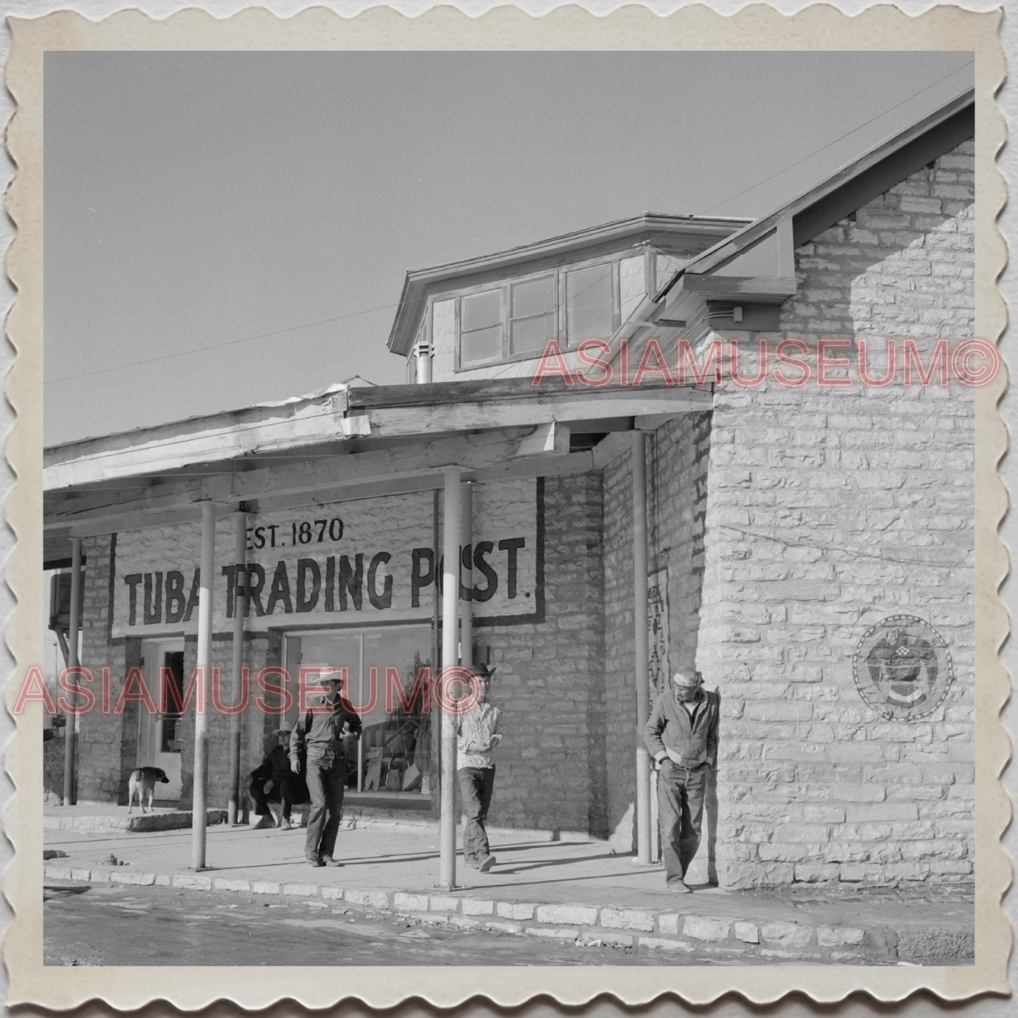 50s NAVAJOLAND NAVAJO ARIZONA TUBA CITY COCONINO SHOP POST OLD USA Photo 11466