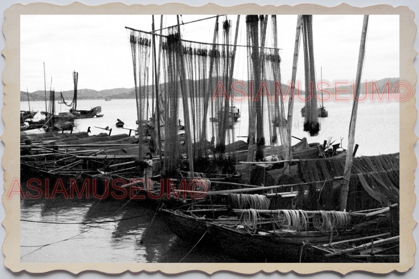 40's MACAU MACAO Harbor Pier Fishing Boat Sampan Junk Vintage Photo 澳门旧照片 27641