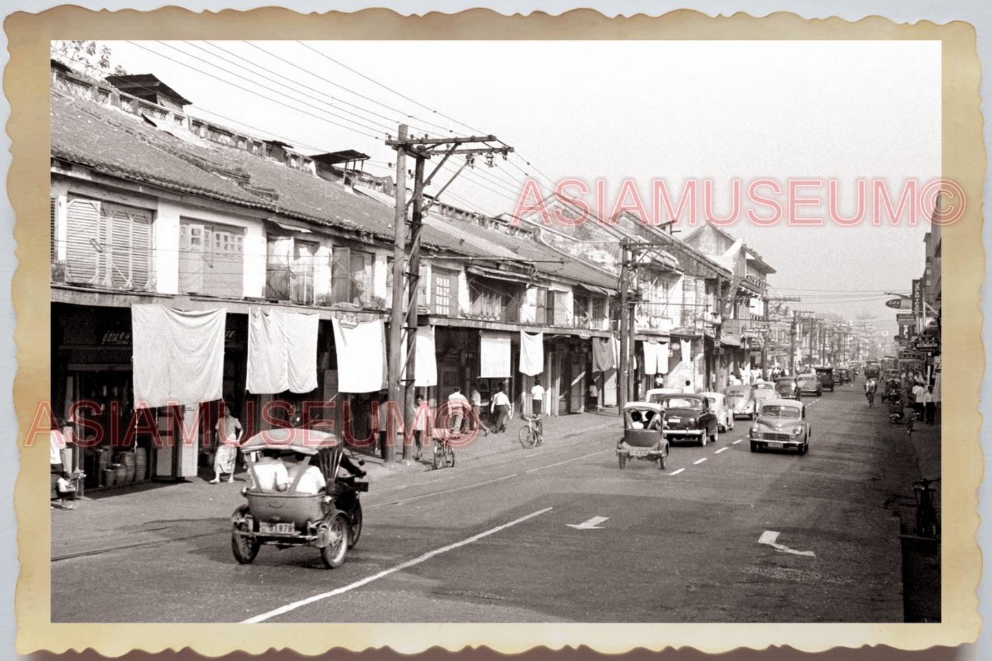 50s THAILAND BANGKOK PAT PONG ROAD SHOP CLOTHES STREET SCENE Vintage Photo 28547