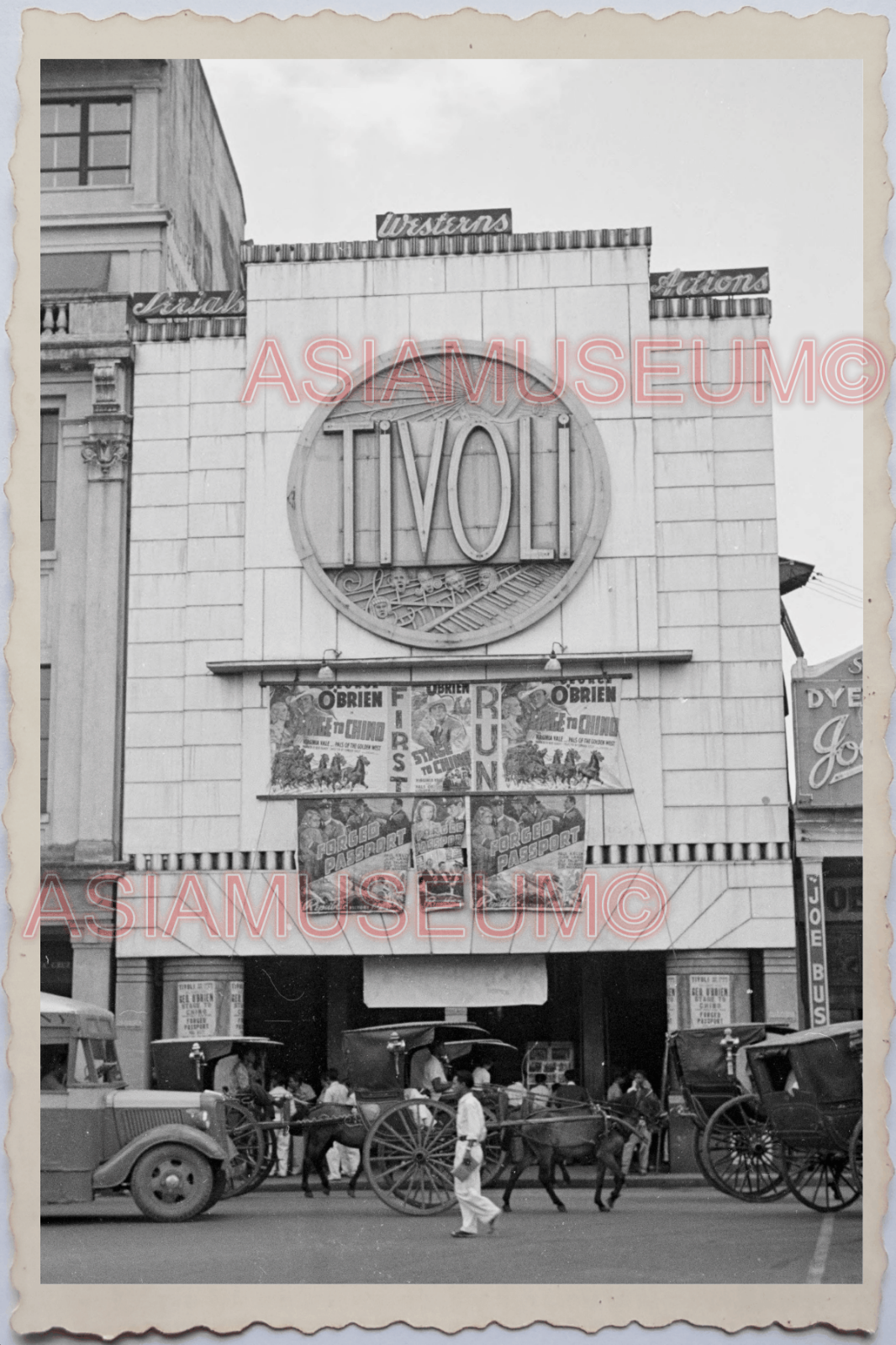 50s PHILIPPINES STREET SCENE TIVOLI CINEMA HORSE CARRIAGE CAR OLD Photo 18922