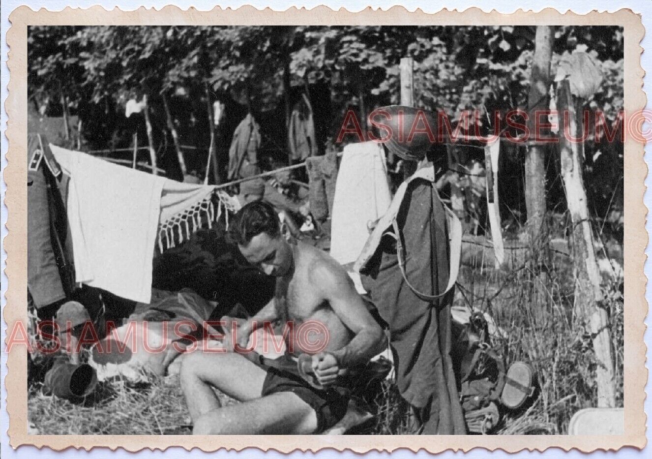 WWii D-DAY NORMANDY EUROPE Group ARMY Soldier Gay Topless Man Sword Photo B086