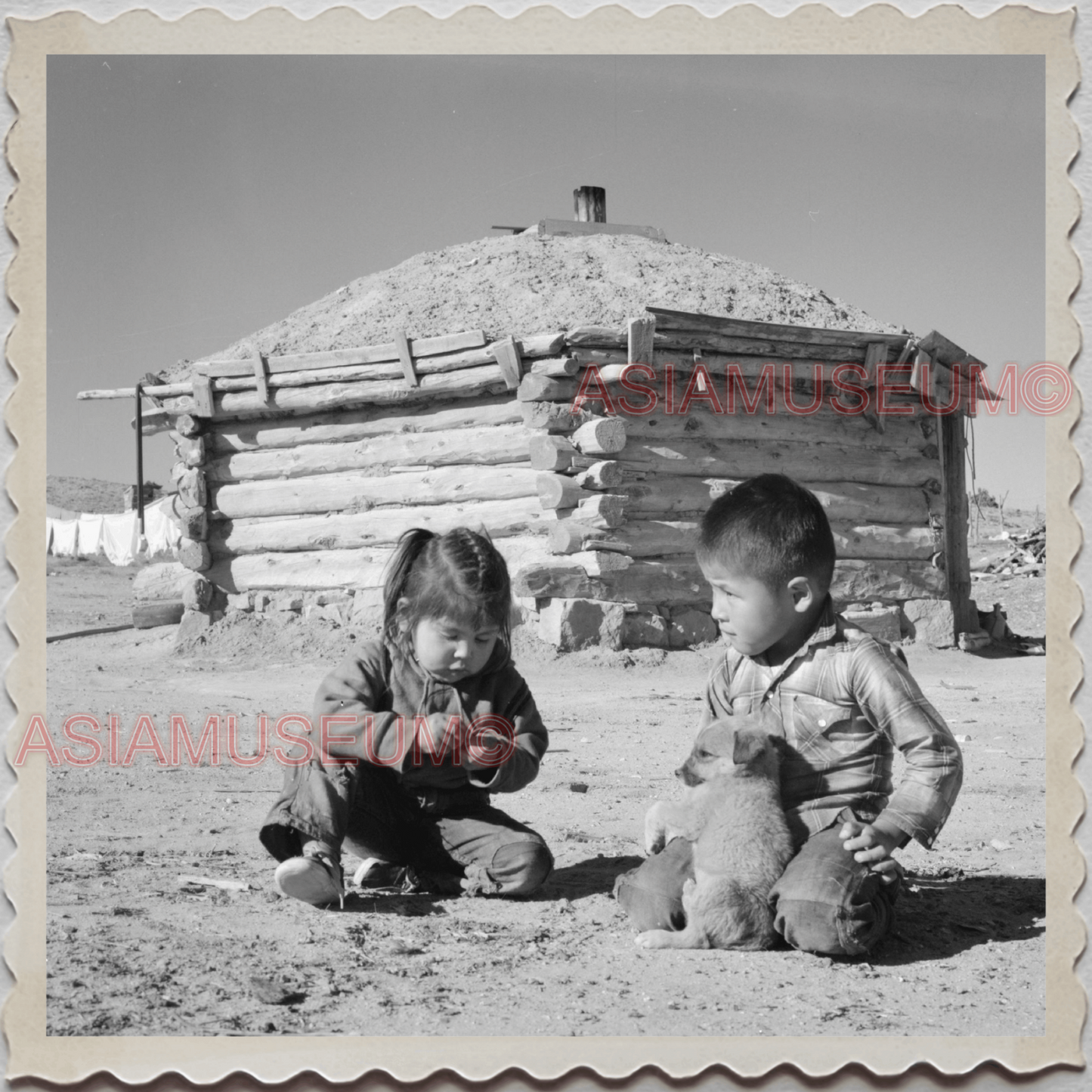 50s FORT DEFIANCE NAVAJO APACHE ARIZONA DESERT CHILDREN VINTAGE USA Photo 9553