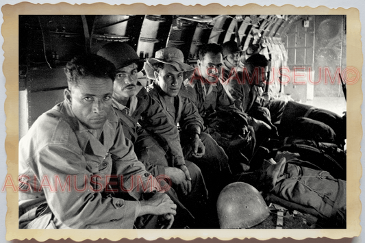 40s WW2 Vietnam FRENCH TROOPERS ARMY SOLDIER PLANE PARACHUTE Vintage Photo 27650