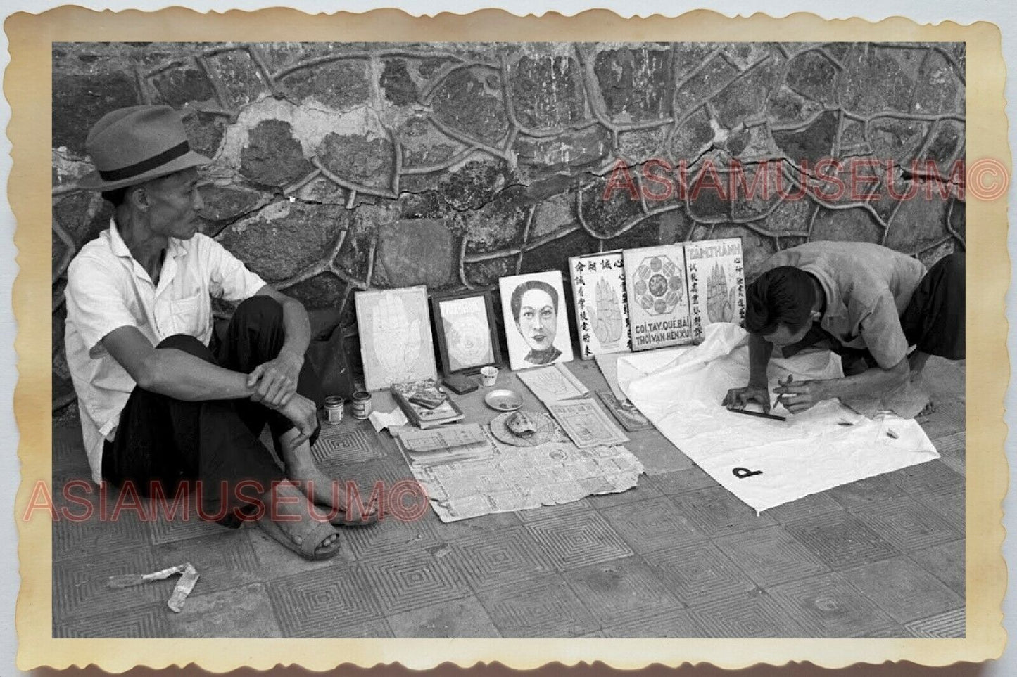 50s Vietnam War Saigon Ho Chi Minh Street Fortune Teller Man Vintage Photo 1200