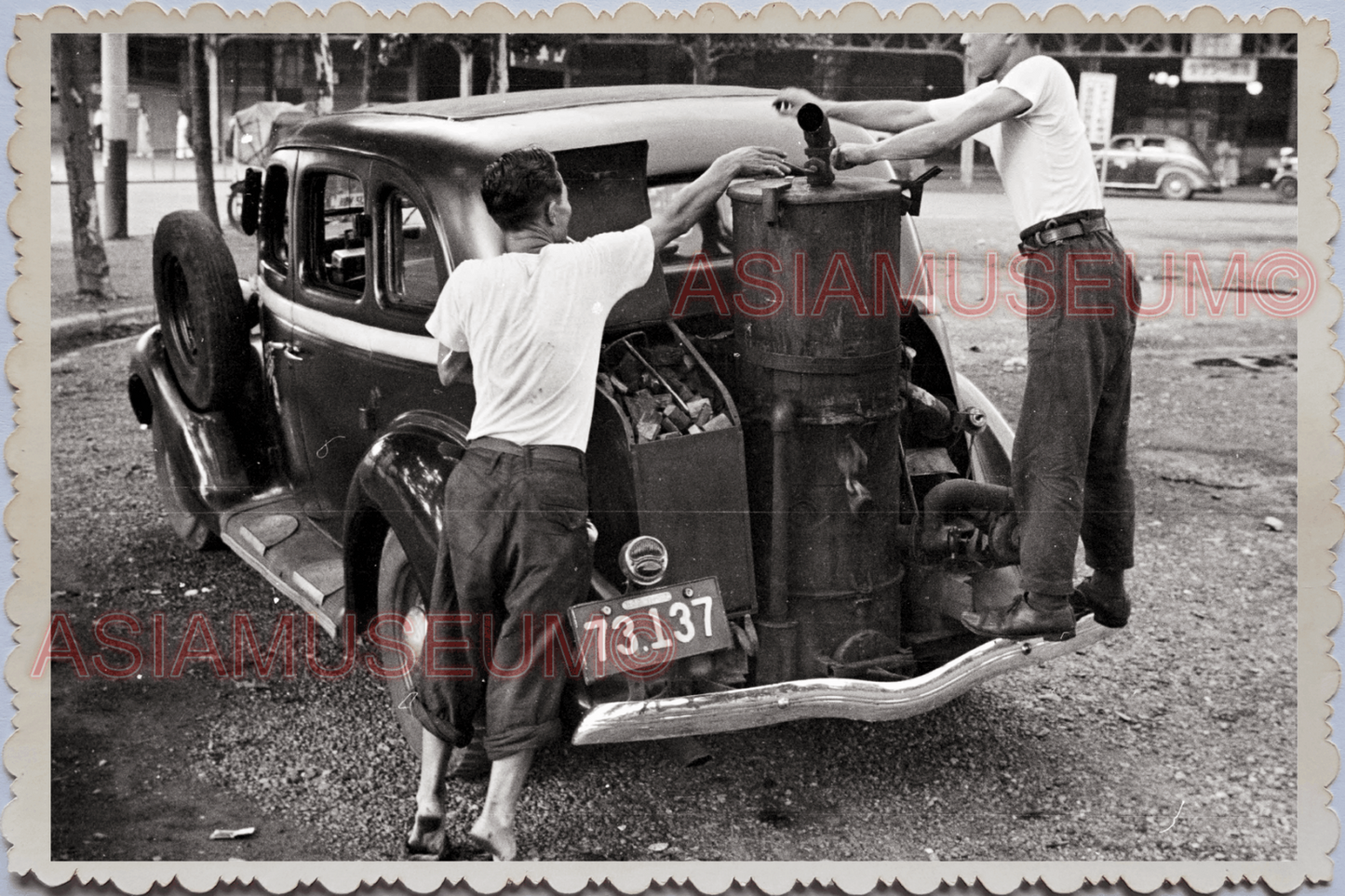 50s JAPAN TOKYO STREET SCENE RETRO TAXI CAB STEAM CHARCOAL Vintage Photo 24876