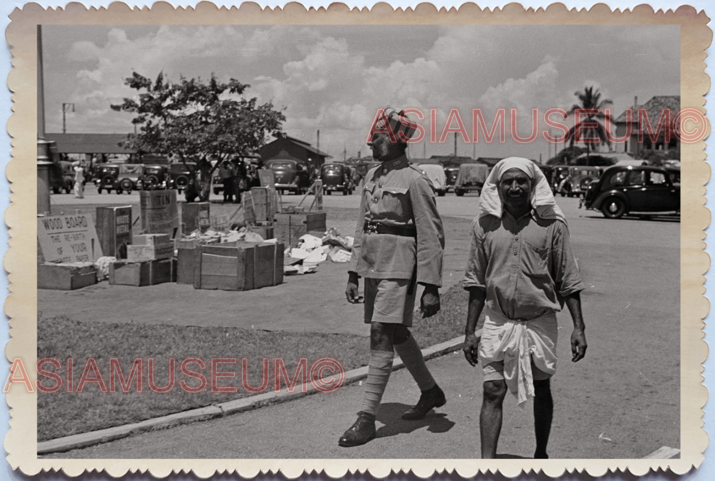 WW2 East India Army British Waterfront Salvage Man Vintage Singapore Photo 17803