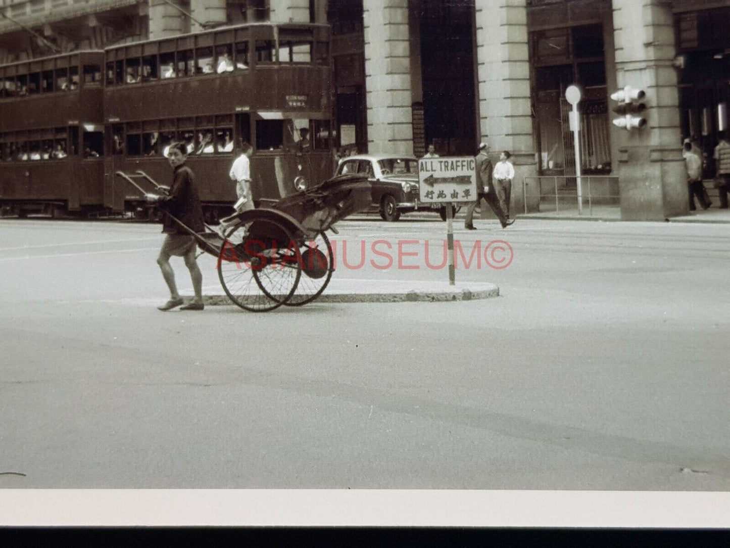 Gloucester Building Des Voeux Road Pedder Street Photo B&W Postcard RPPC 2454