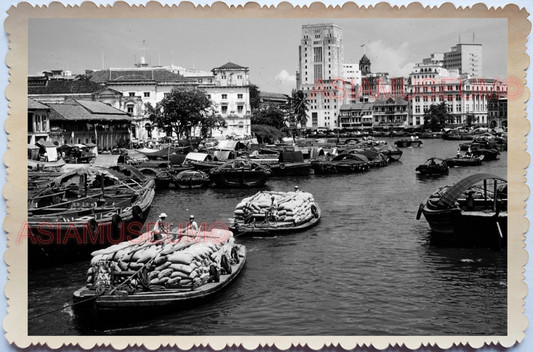 WW2 HARBOR BOAT SHIP CARGO CLARK QUAY SHIP PORT VINTAGE SINGAPORE PHOTO 35766