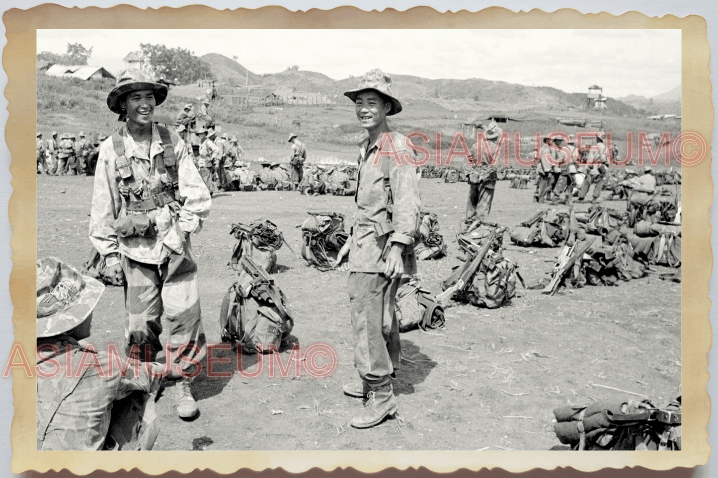 40s WW2 Vietnam HANOI VIET MINH FRANCE BATTLE GROUP ARMY OLD Vintage Photo 24480