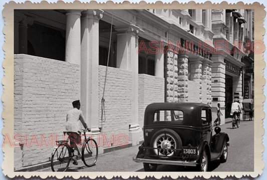 WW2 Barricade Japanese Fullerton Hotel Car Bicycle Vintage Singapore Photo 17736