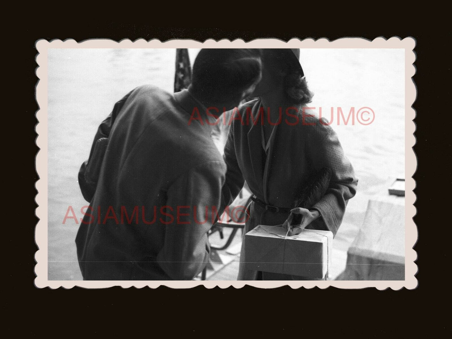 1940's Couple Kissing Ship Harbor Depart B&W Vintage Hong Kong Photo 香港旧照片 #2352