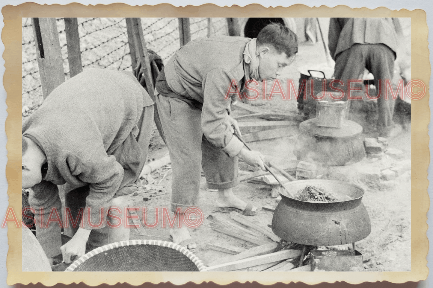 40s WW2 Vietnam MILITARY CAMP BARBED WIRE ARMY WATCH TOWER Vintage Photo 29716