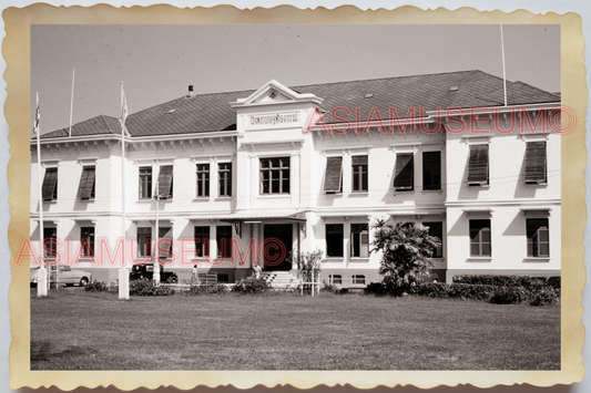 50s THAILAND BANGKOK HOSPITAL CAR FLAG POLE KING BUILDING VINTAGE Photo 36691