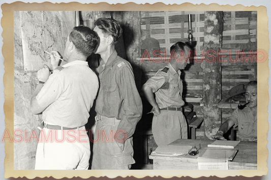 40s WW2 Vietnam FRENCH MILITARY PLANE COMMANDER MEETING WAR Vintage Photo 30209