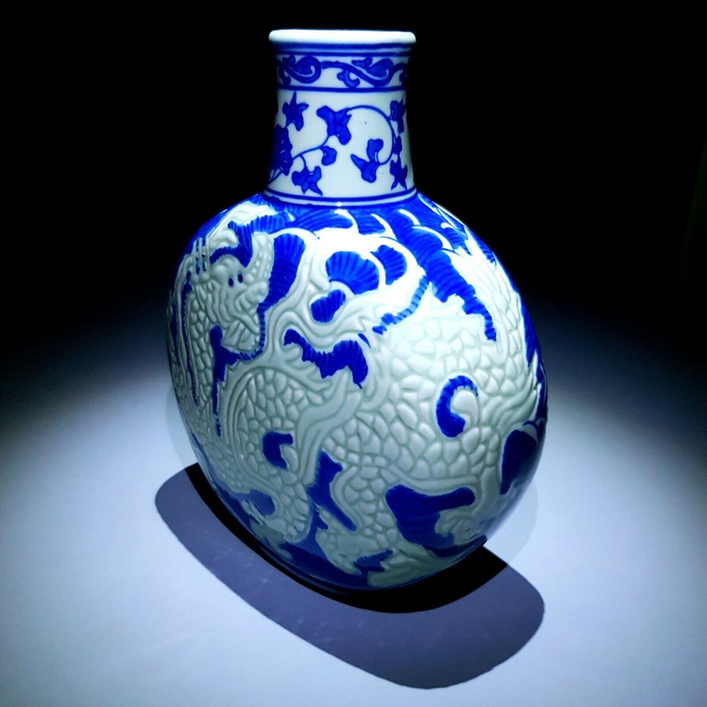 Chinese Antique 17th C Qing Dynasty DRAGON VASE Glaze Blue and White Porcelain