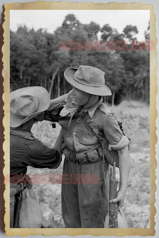 50s Vietnam SAIGON ARMY SOLDIER PATROL UNIT JUNGLE FOREST GUN Vintage Photo 661