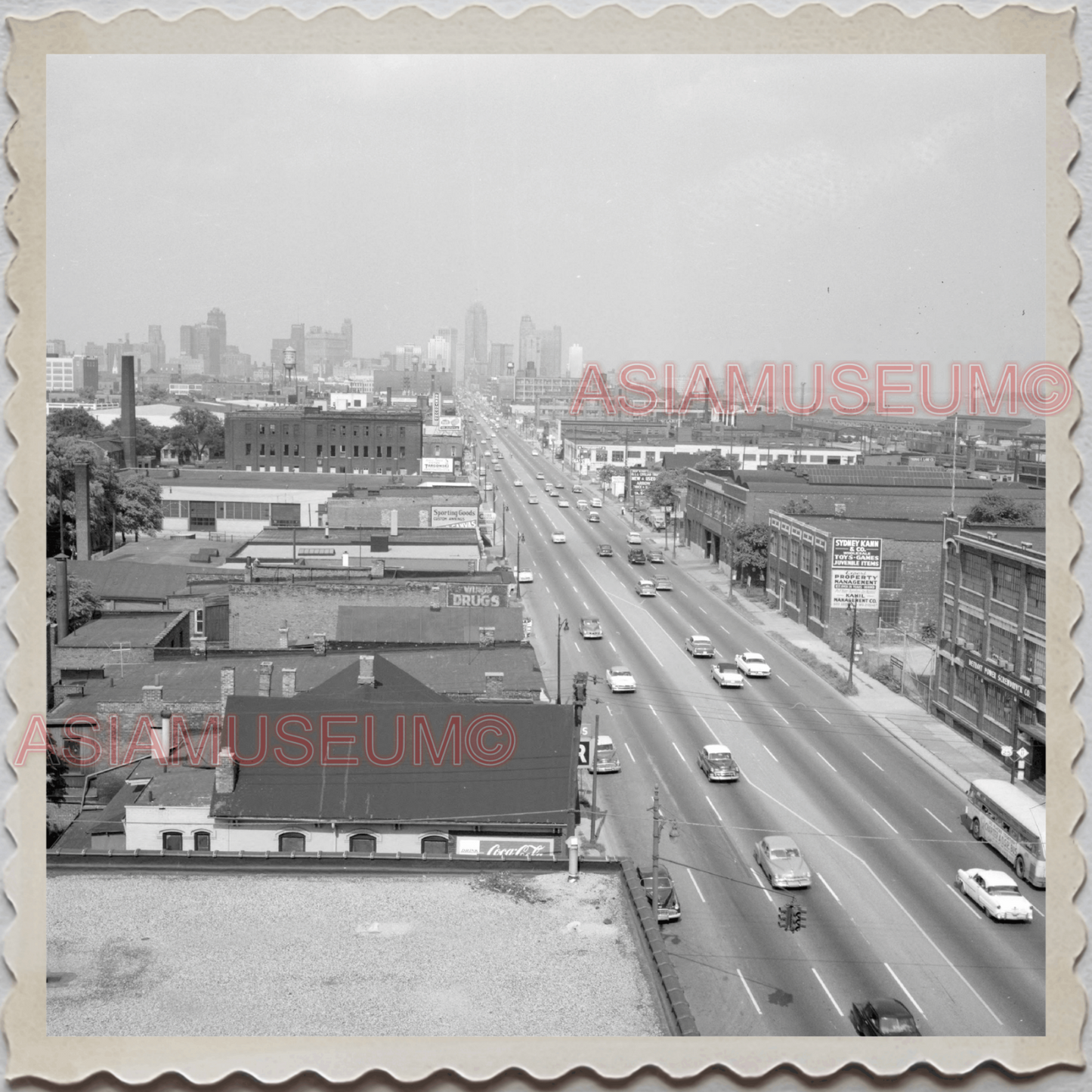 50s DETROIT MICHIGAN WAYNE COUNTY CAR HIGHWAY BUS CITY VINTAGE USA Photo 9069