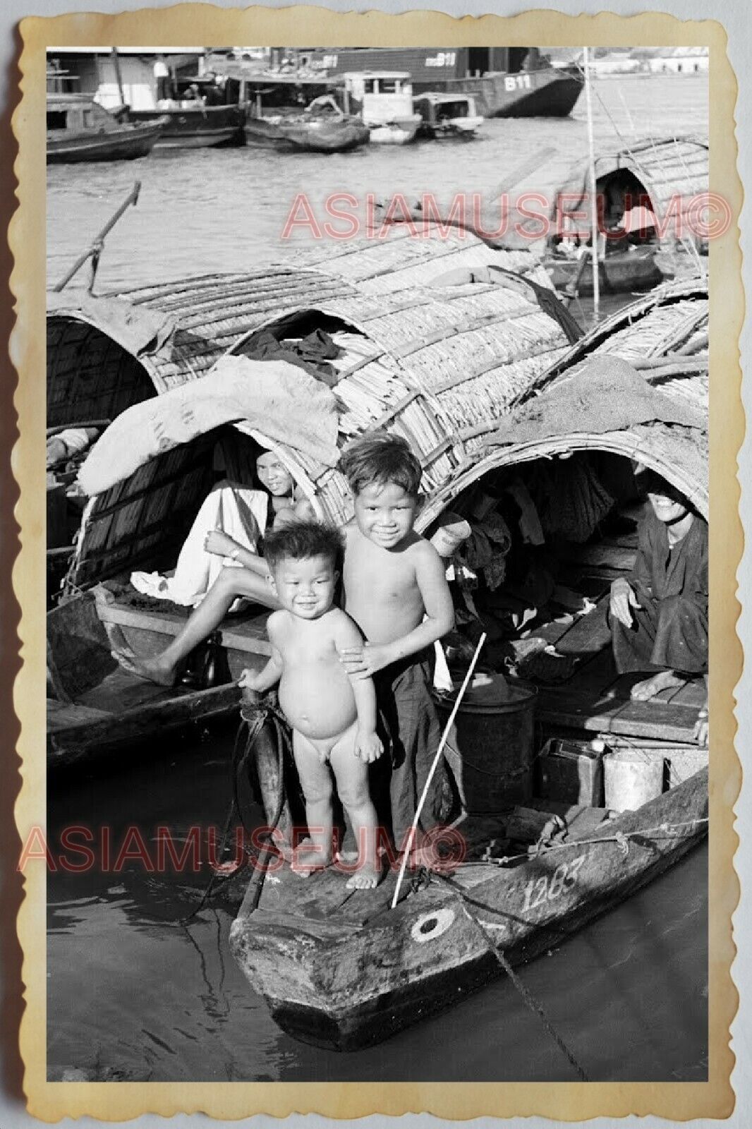 50s Vietnam SAIGON CHILDREN BOY BOAT HOUSE PLAYING OLD B&W  Vintage Photo 1029