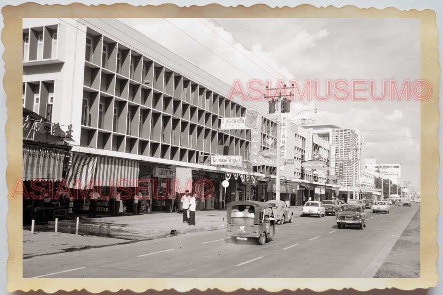 50s THAILAND BANGKOK STREET SCENE TUK TUK CAR ROAD SHOP ADS VINTAGE Photo 36834