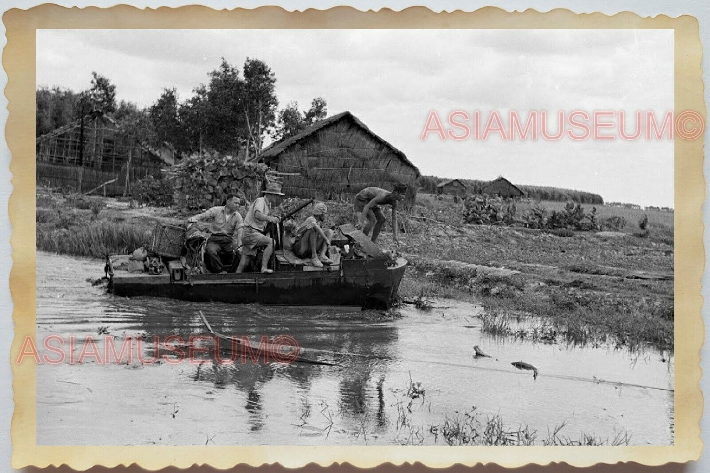 50s Vietnam SAIGON RIVER PATROL GUARD ARMY SOLDIER WAR BOAT Vintage Photo 1551