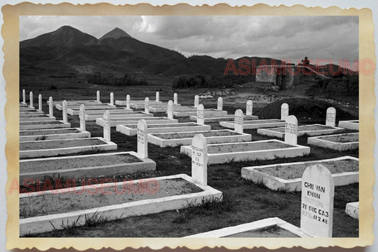 50s Vietnam SAIGON USA FRENCH ARMY SOLDIER NAVY CEMETERY TOMB Vintage Photo 1474