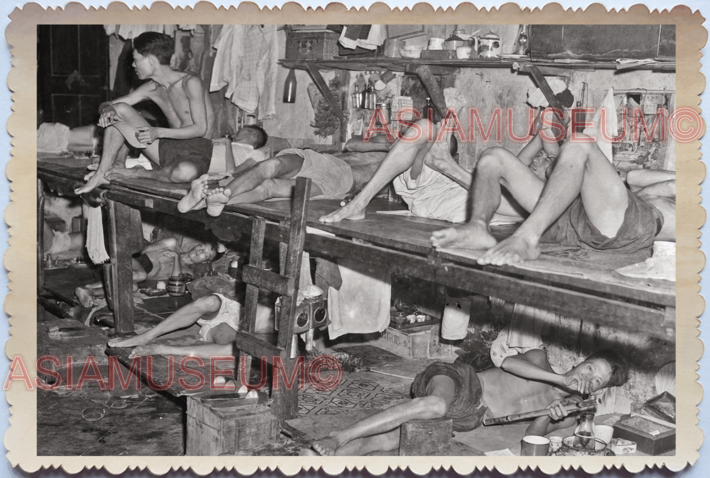 WW2 BRITISH OPIUM DEN MAN SMOKING PIPE TOPLESS MAN VINTAGE SINGAPORE PHOTO 30453