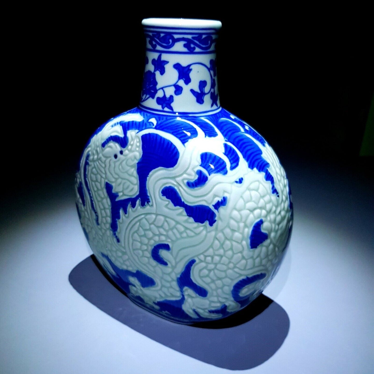 Chinese Antique 17th C Qing Dynasty DRAGON VASE Glaze Blue and White Porcelain