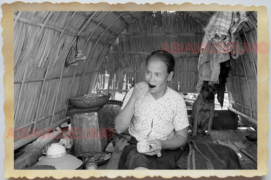 1950s Vietnam War Indochina WOMEN LADY BOAT HOUSE PORTRAIT Vintage Photo #407