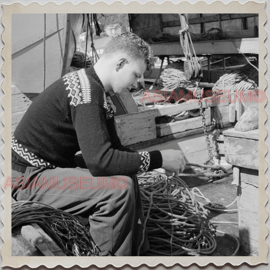 50s KETCHIKAN BOROUGH ALASKA TOTEM POLES FISHERMAN NETS VINTAGE USA Photo 11250