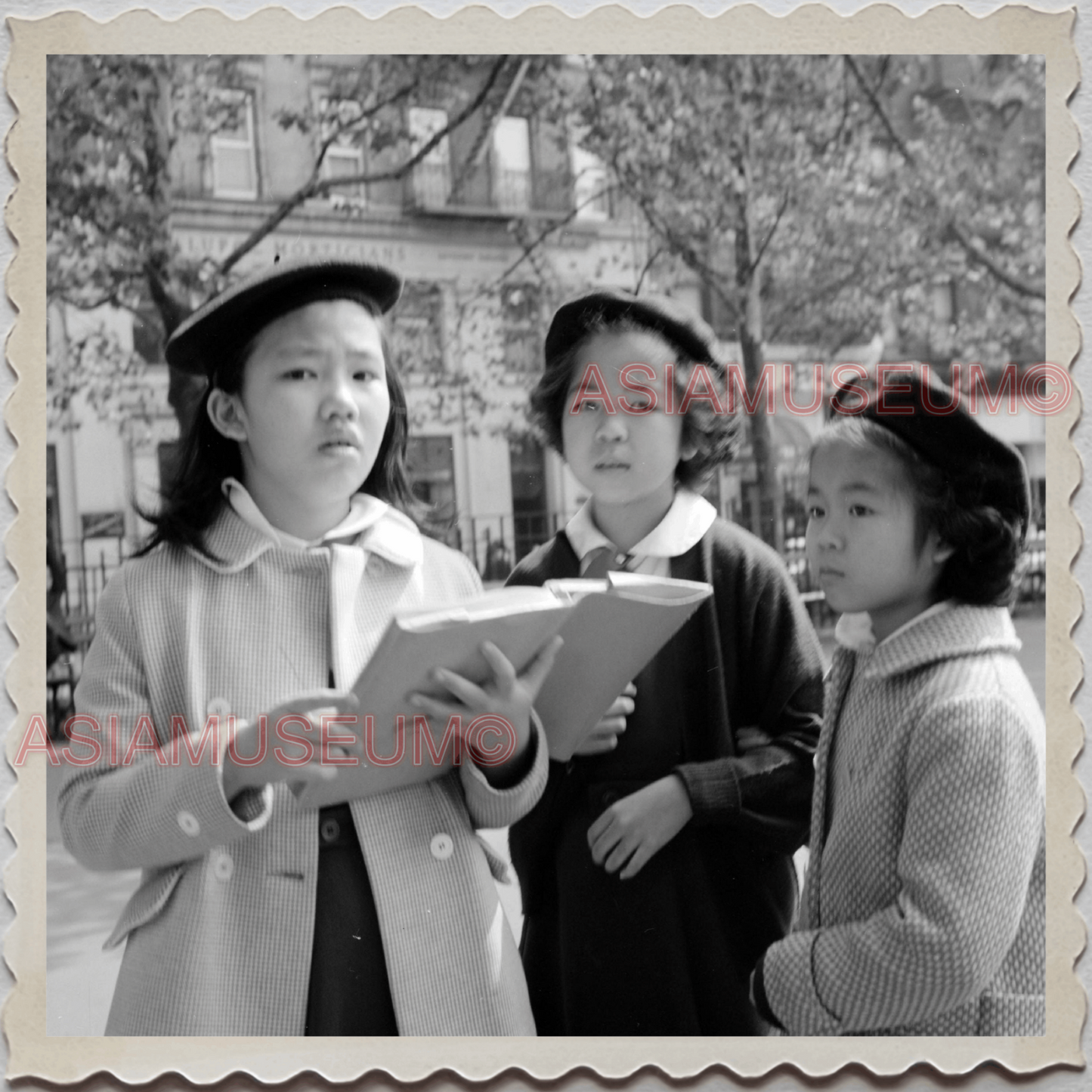 50s MANHATTAN NEW YORK CITY CHINATOWN ASIAN SCHOOL GIRL VINTAGE USA Photo 9876