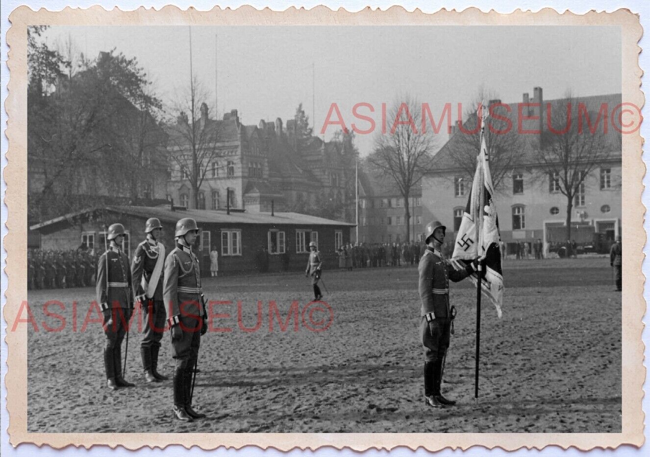 WWii D-DAY NORMANDY EUROPE ARMY SOLDIER General Marching Flag Call Photo A003