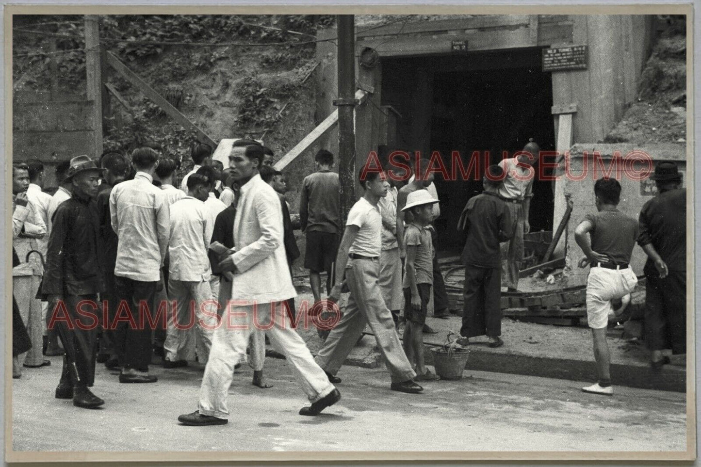 40s Japanese Air Raid Shelter HONG KONG VINTAGE PHOTO POSTCARD RPPC 760 香港舊照片明信片