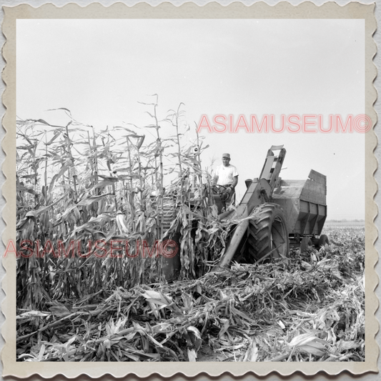 50s BLOOMINGTON MONROE INDIANA INDIANAPOLIS HYBRID CORN MAN OLD USA Photo 12084