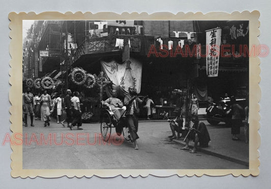 CENTRAL RICKSHAW STREET SCENE QUEEN'S ROAD VINTAGE HONG KONG Photo 28768 香港旧照片