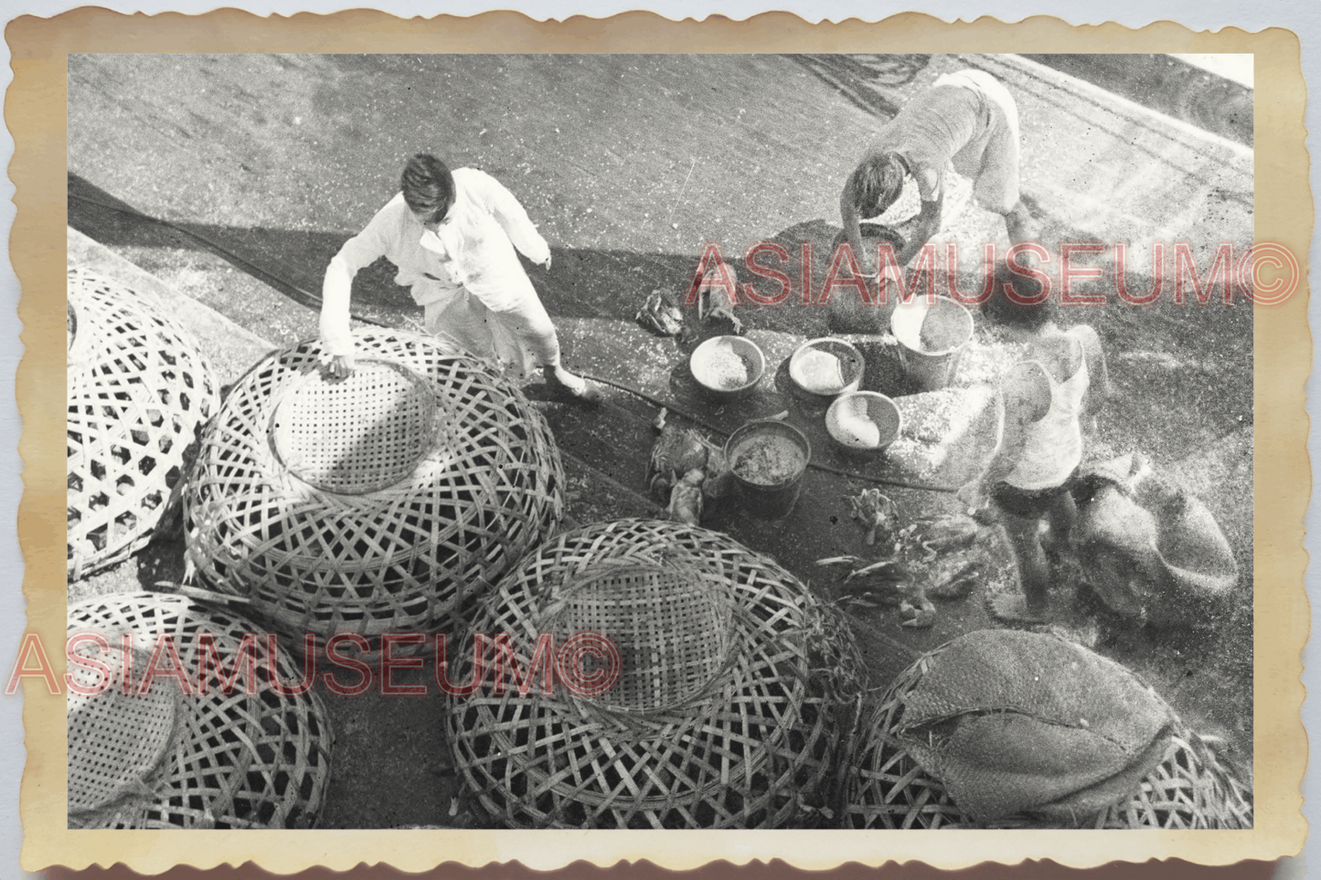 40s WW2 Vietnam HANOI HALONG BAY PIER MARKET POULTRY CHICKEN Vintage Photo 04238