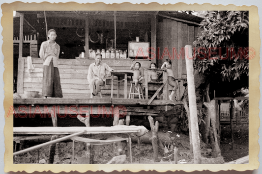 50s THAILAND BANGKOK FLOATING MARKET RIVERSIDE STORE MAN BOY Vintage Photo 28429